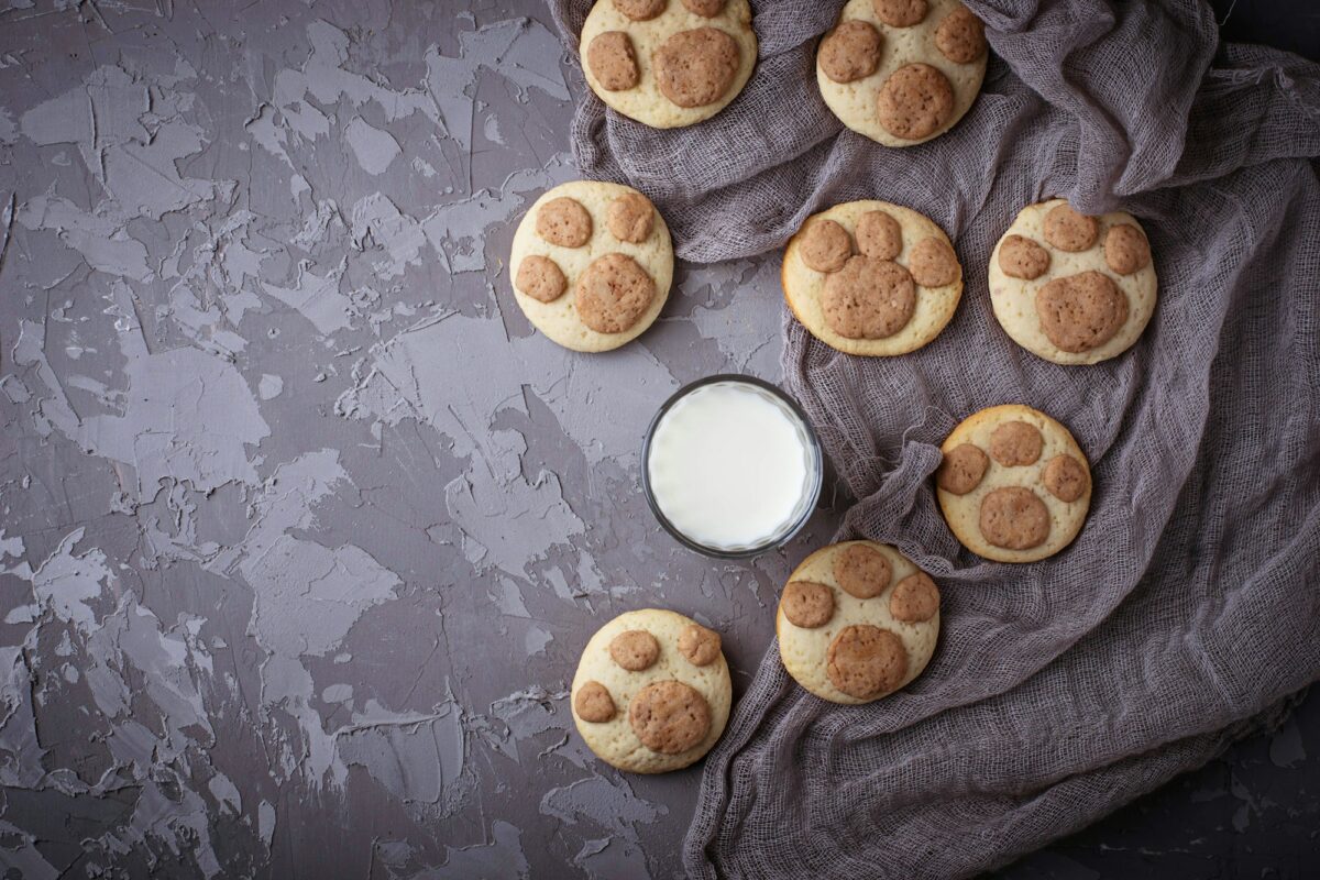 Cookies in the shape of cats paw